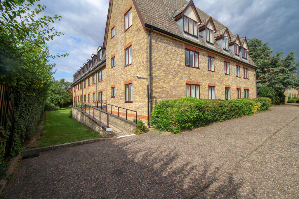 1 bedroom apartment for sale in Ash Grove, Burwell, CB25