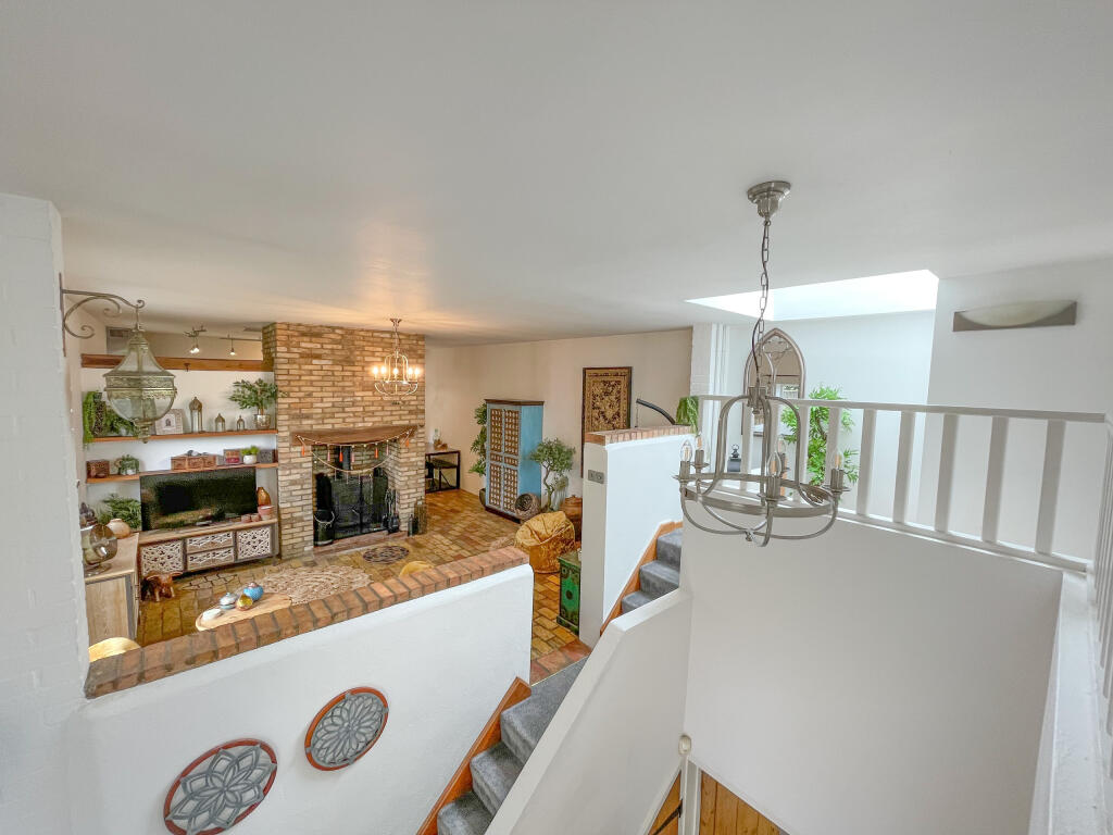 3 bedroom detached house for sale in Swaffham Prior, CB25