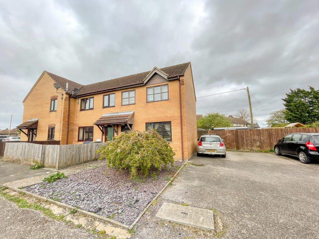 2 bedroom end of terrace house for sale in Orchard Row Soham, CB7