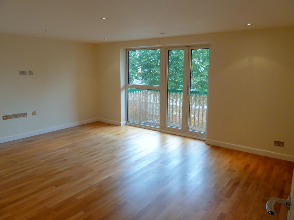Additional property image - Fairlawns, Newmarket, Suffolk
