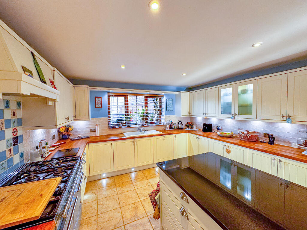 Additional property image - Twentypence Road, Wilburton, Ely