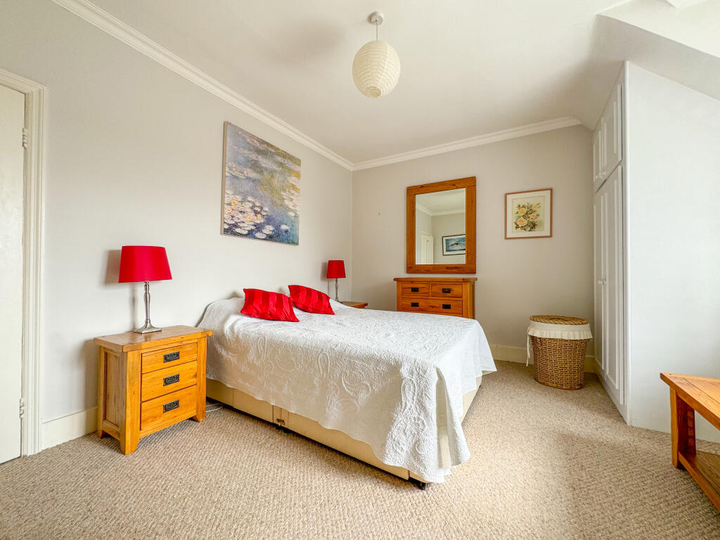 Additional property image - Hillside, Heath Road, Newmarket, Suffolk