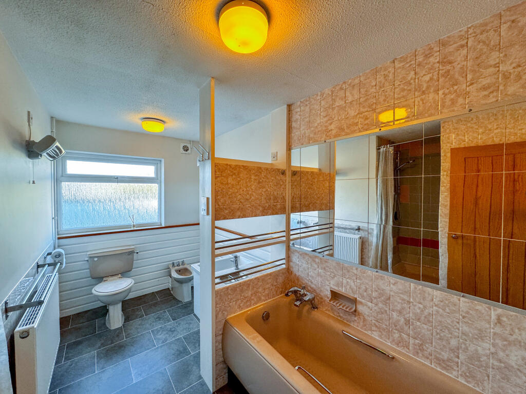 Additional property image - Parsonage Lane, Burwell