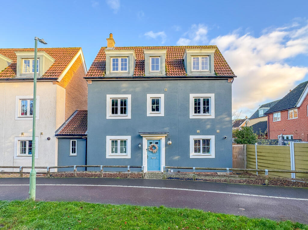 Main image of property: Yarrow Walk, Red Lodge, Bury St. Edmunds, Suffolk