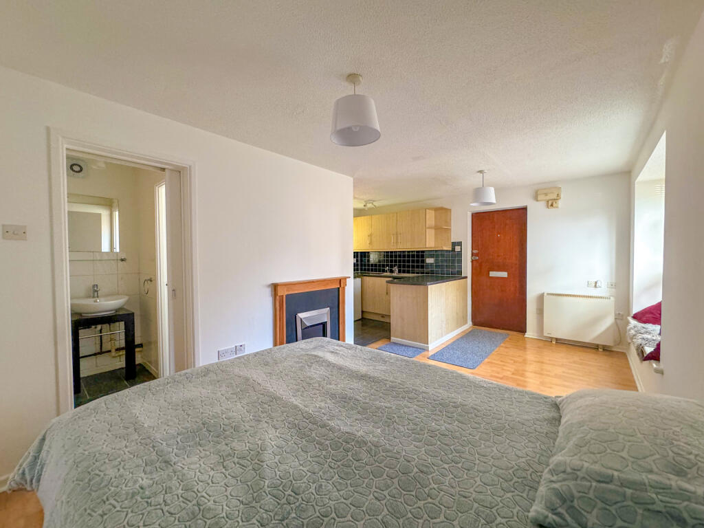 Additional property image - Weston Way, Newmarket, Suffolk