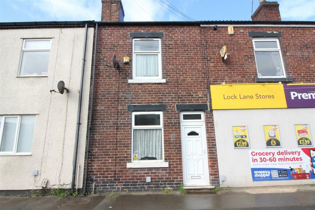 2 bedroom terraced house for sale in Lock Lane, Castleford, WF10