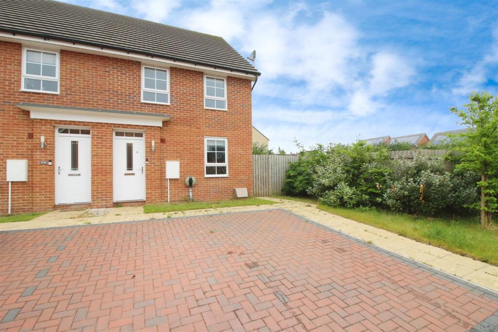 Main image of property: Collier Chase, Micklefield, Leeds