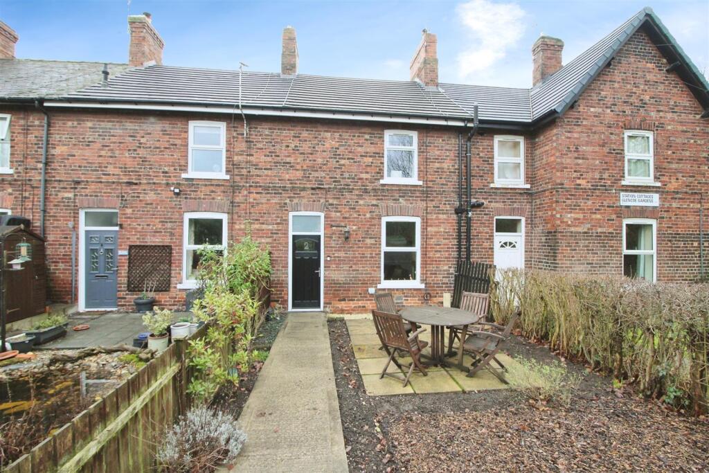 Main image of property: Station Cottages, Kippax, Leeds