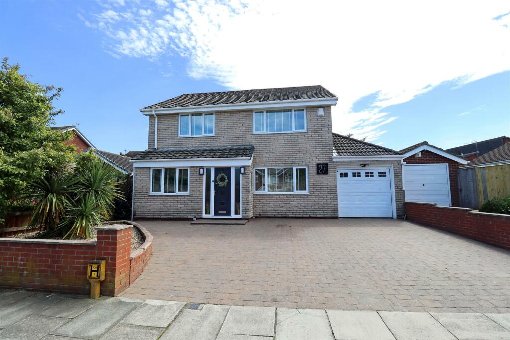 4 bedroom detached house for sale in Dunelm Road, Elm Tree, StocktonOn