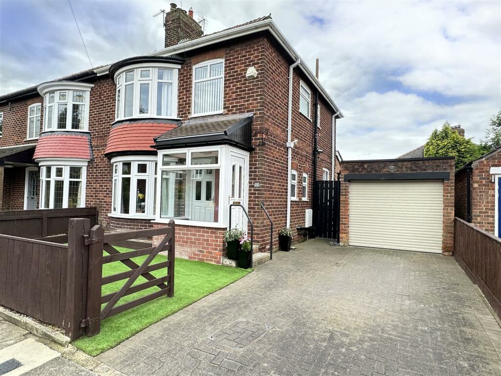 3 bedroom semidetached house for sale in Brisbane Grove, Hartburn, StocktonOnTees TS18 5BW, TS18