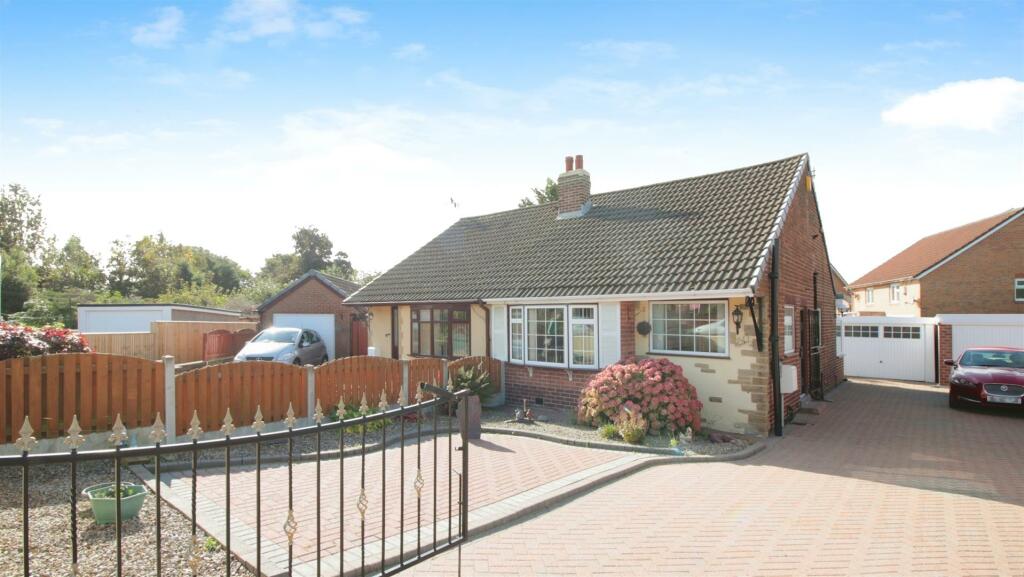 Main image of property: Sandyacres, Rothwell, Leeds