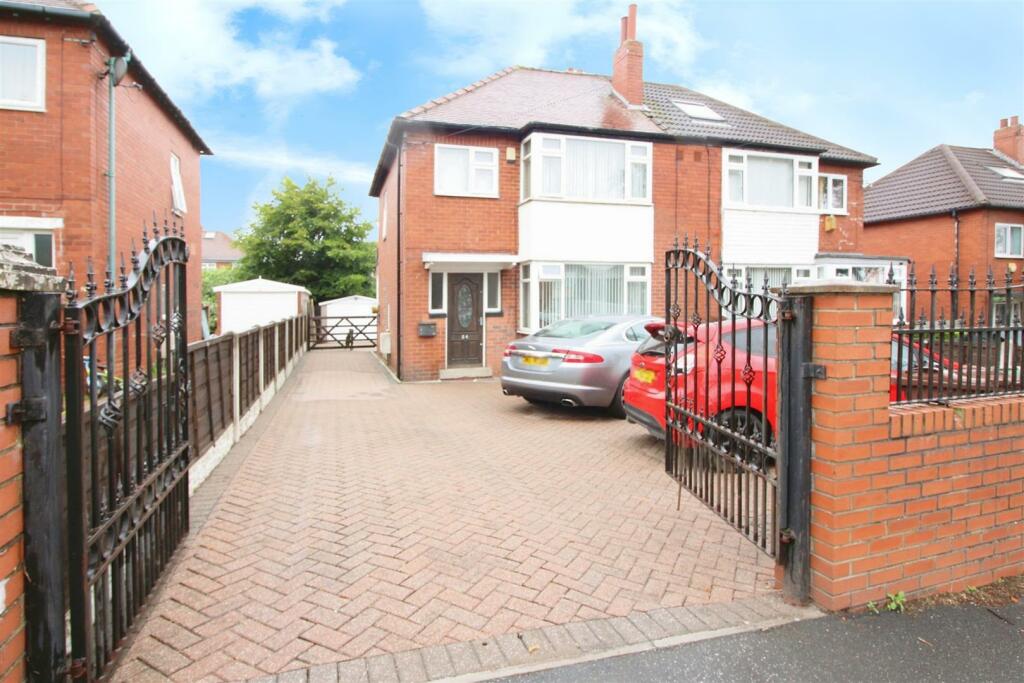 Main image of property: Ring Road, Crossgates, Leeds