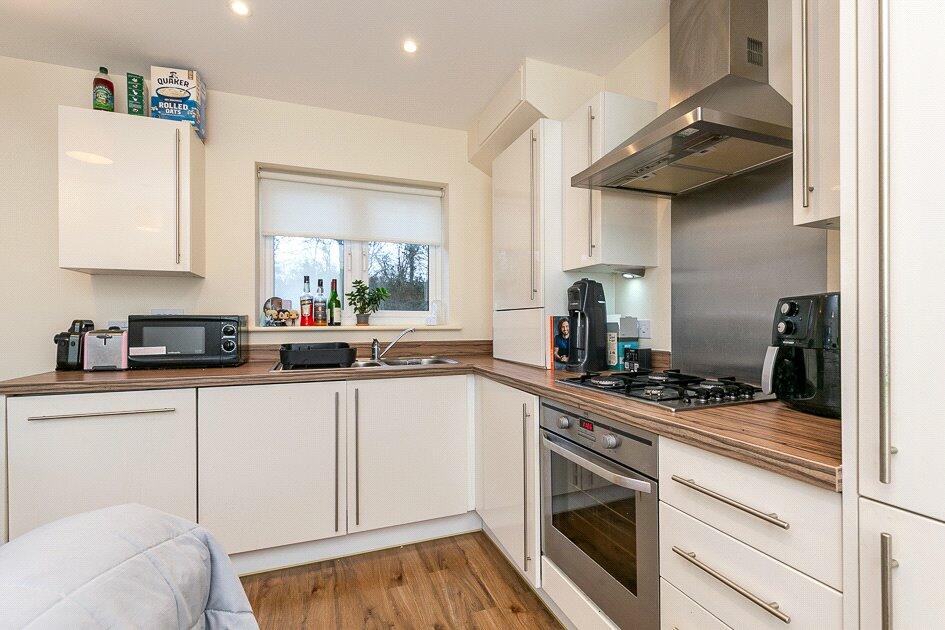 1 bedroom apartment for sale in Canalside, REDHILL, Surrey, RH1