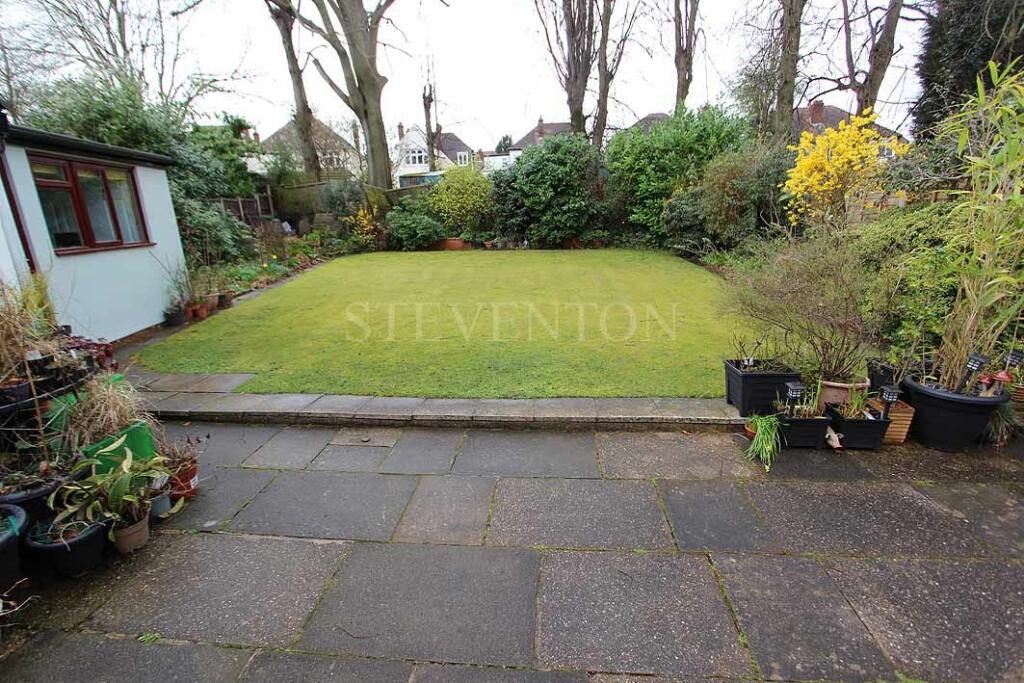 4 bedroom semidetached house for sale in Wynn Road, Penn