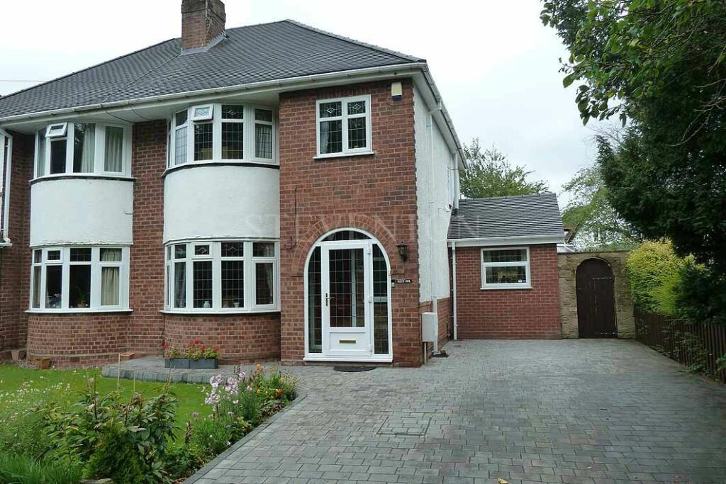 3 bedroom semidetached house for sale in Coppice Road, Finchfield