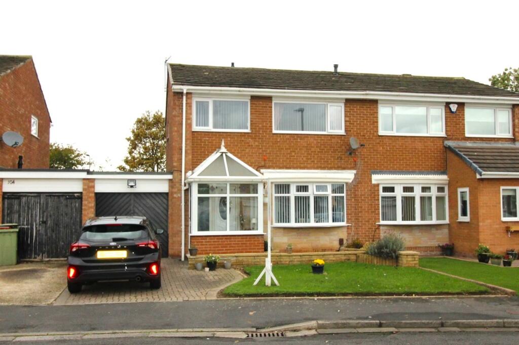 3 bedroom semidetached house for sale in Wallington Road, Billingham, TS23