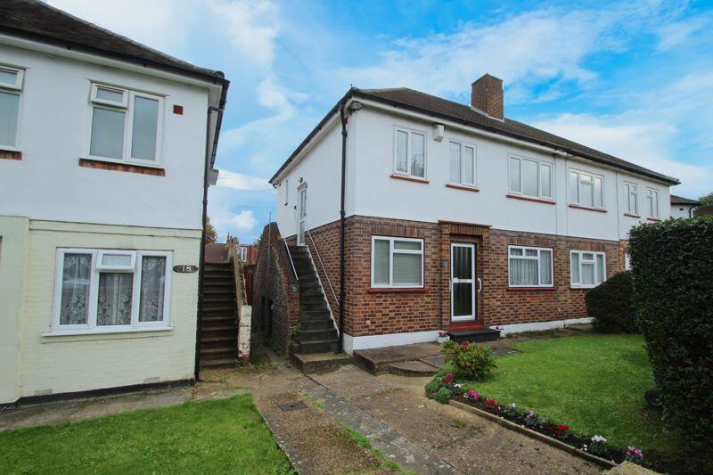 2 bedroom for sale in Beechwood Avenue, Greenford, UB6