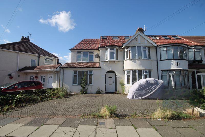 6 bedroom terraced house