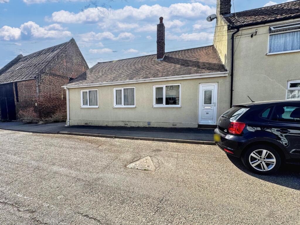 Main image of property: Aldreth Road, Haddenham, CB6