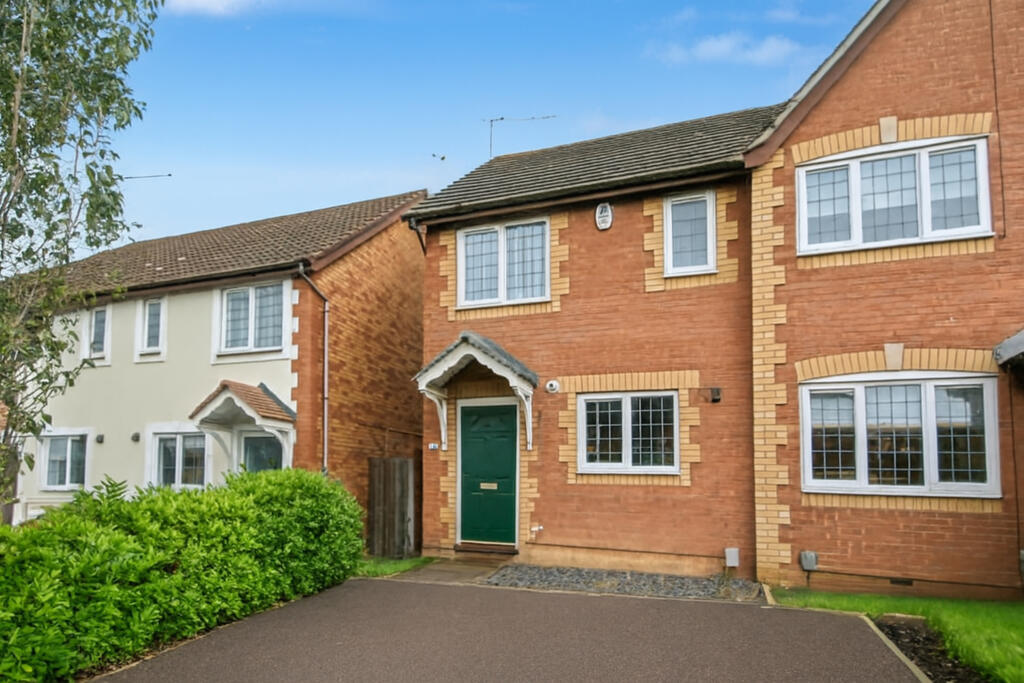 Main image of property: Dyson Close, Hinchingbrooke Park, Huntingdon, PE29
