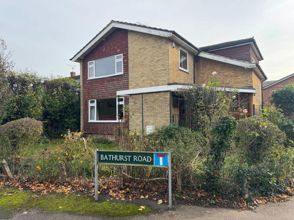 Main image of property: Bathurst Road,Staplehurst,Tonbridge,TN12 0LJ