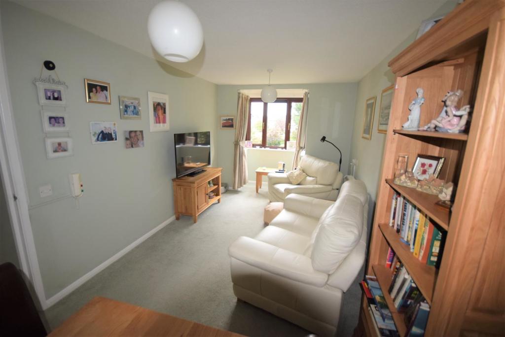 2 bedroom retirement property for sale in Langley Road, Chippenham, SN15