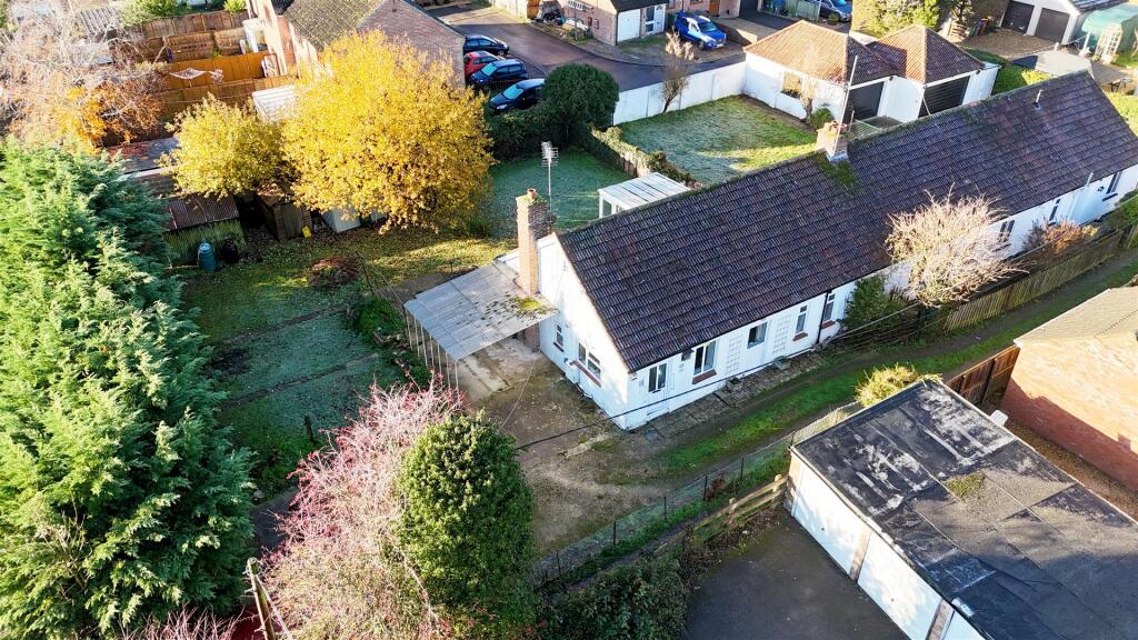 Main image of property: Oxford Road, Calne