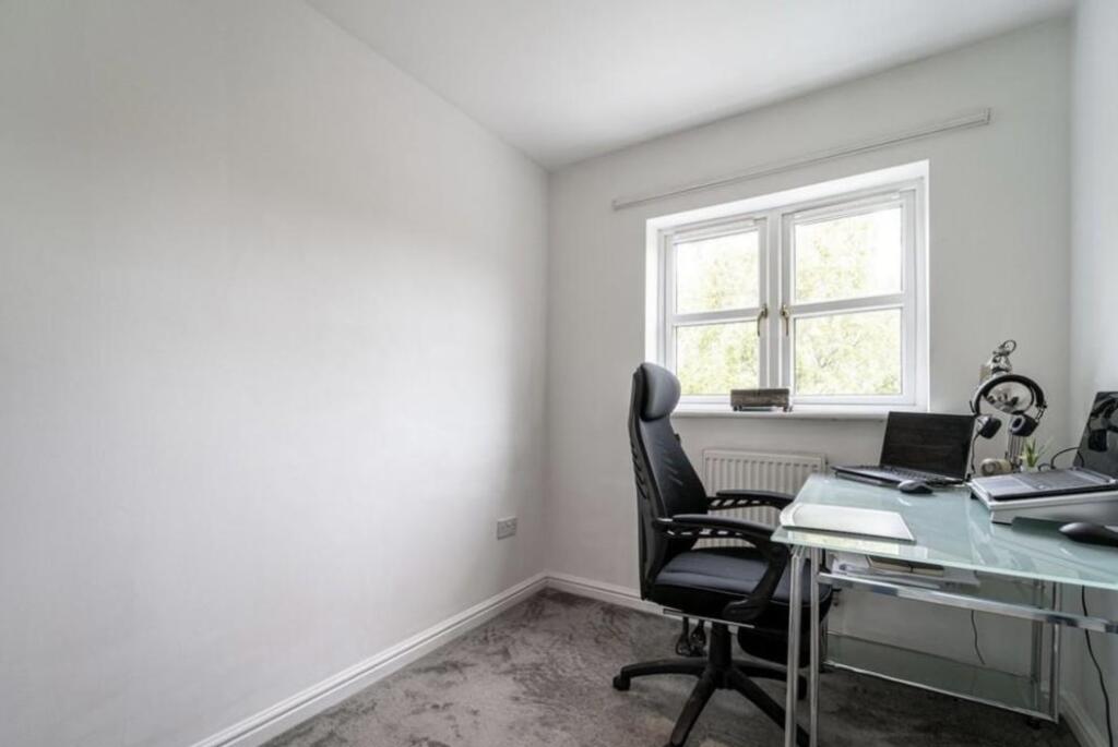 Additional property image - Dickens Heath Road, Solihull