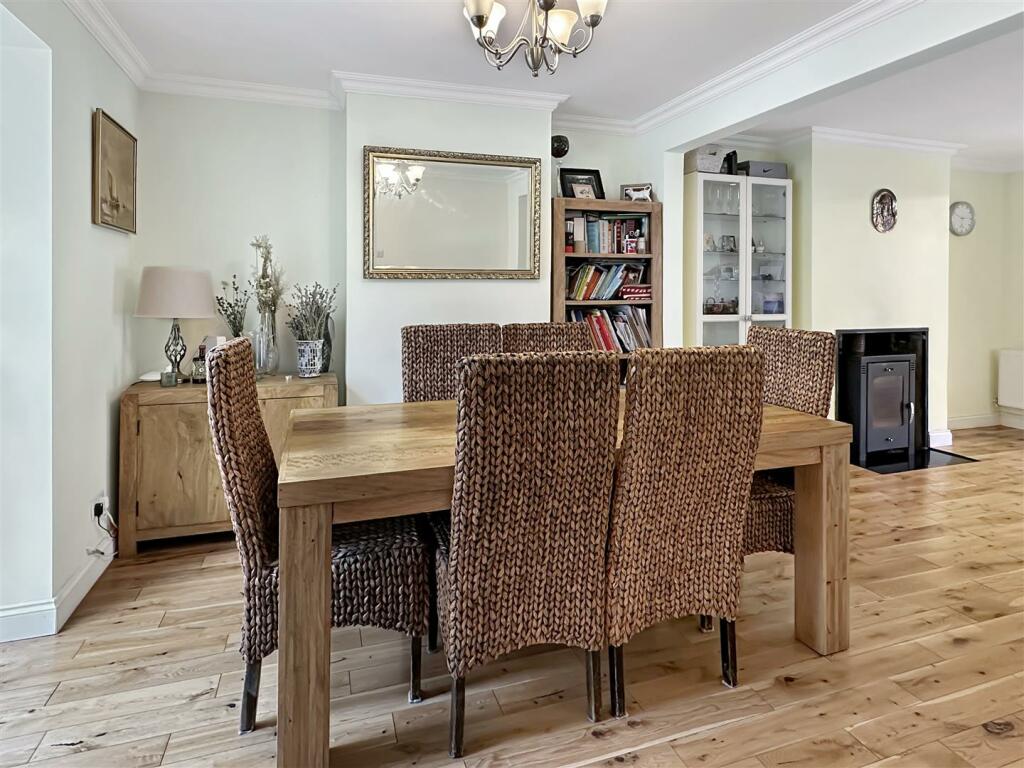 Additional property image - Queens Meadow, Cherry Hinton, Cambridge