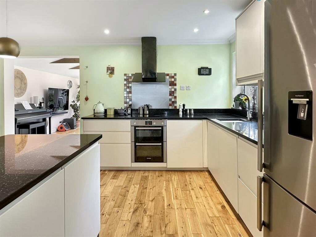 Additional property image - Queens Meadow, Cherry Hinton, Cambridge
