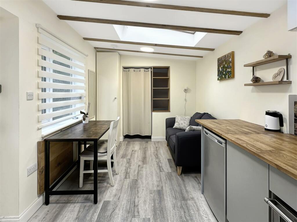 Additional property image - Queens Meadow, Cherry Hinton, Cambridge