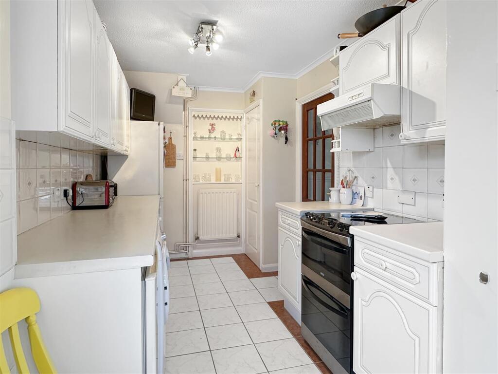 Additional property image - Kelsey Crescent, Cherry Hinton, Cambridge