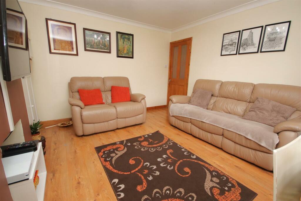 Additional property image - Hillfield Road, Comberton, Cambridge