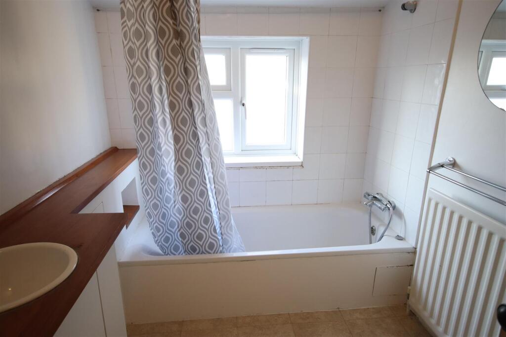 Additional property image - Covent Gardens, Cambridge