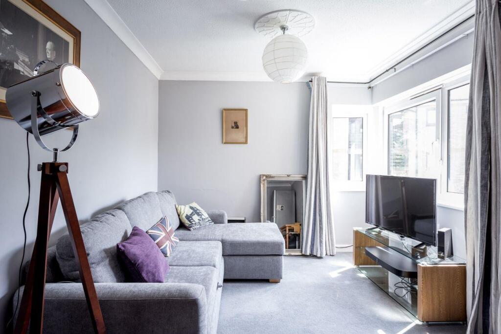 Main image of property: Beaulands Close, Cambridge