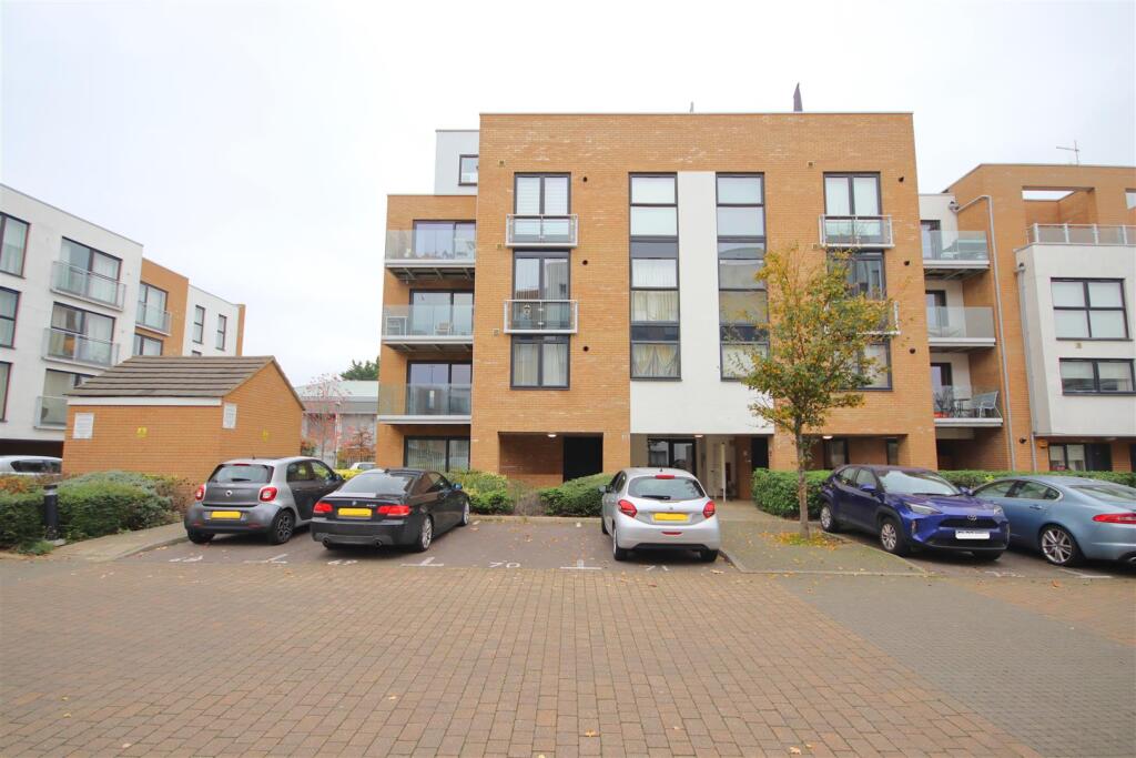 Main image of property: Pym Court, Cromwell Road, Cambridge