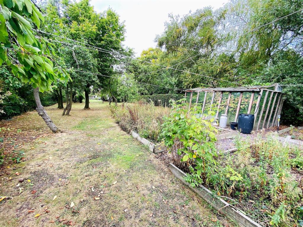 3 bedroom detached bungalow for sale in Ings Lane, Spaldington, Goole, DN14