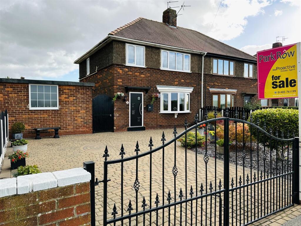 Main image of property: Cottingham Street, Goole