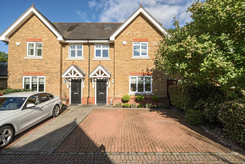 Main image of property: Oakhurst Close, Kingston Upon Thames, KT2