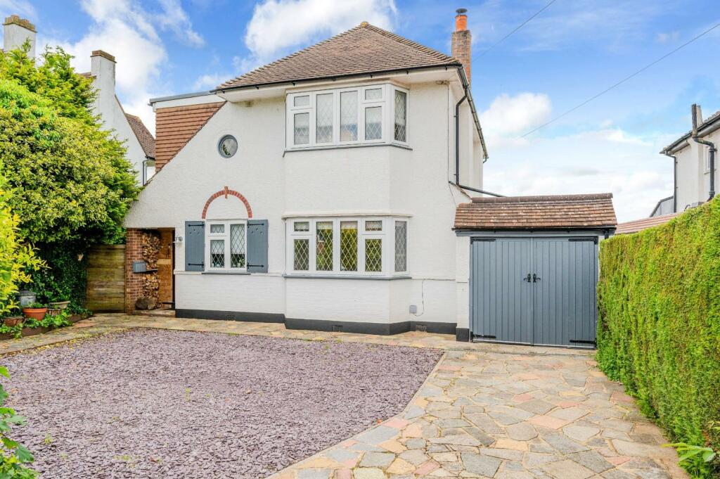 4 bedroom detached house for sale in Merland Rise, Epsom, KT18