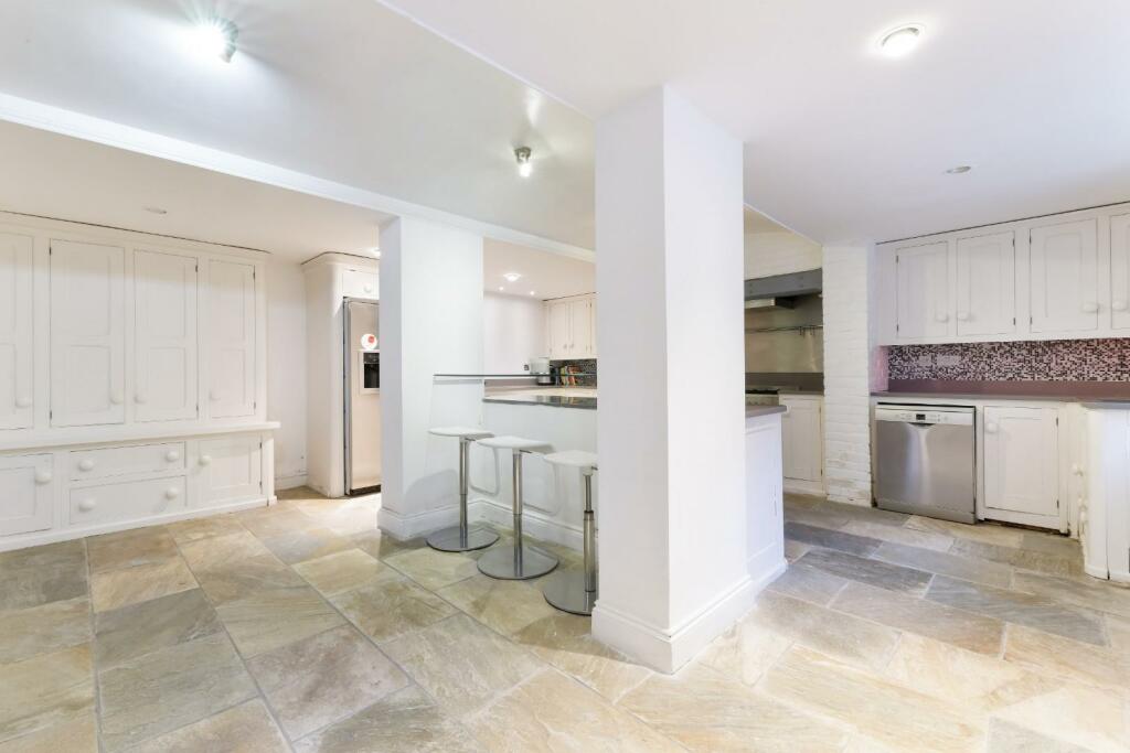 Additional property image - Shabden Park,  Chipstead