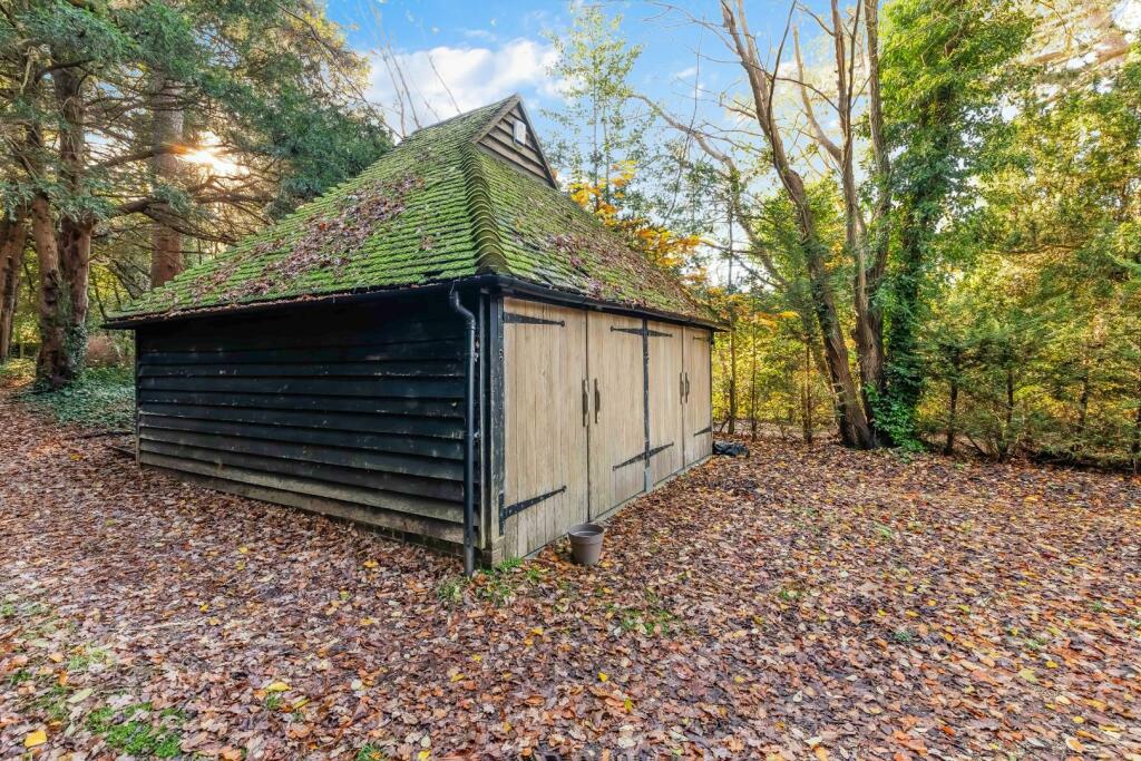 Additional property image - Shabden Park,  Chipstead