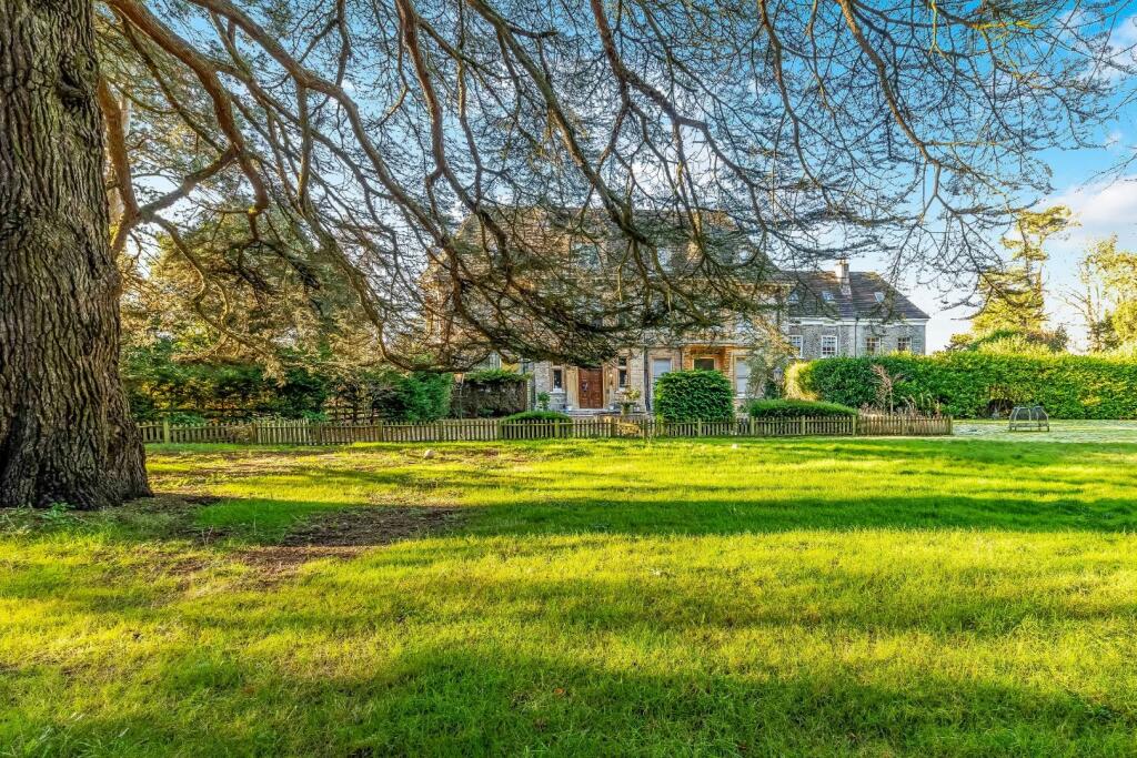 Additional property image - Shabden Park,  Chipstead