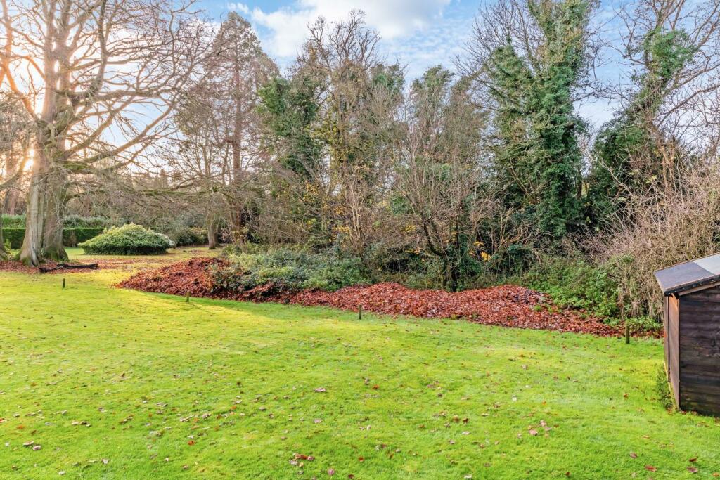 Additional property image - Shabden Park,  Chipstead