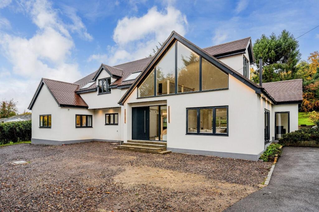 Main image of property: Hazelwood Lane, Chipstead, Coulsdon