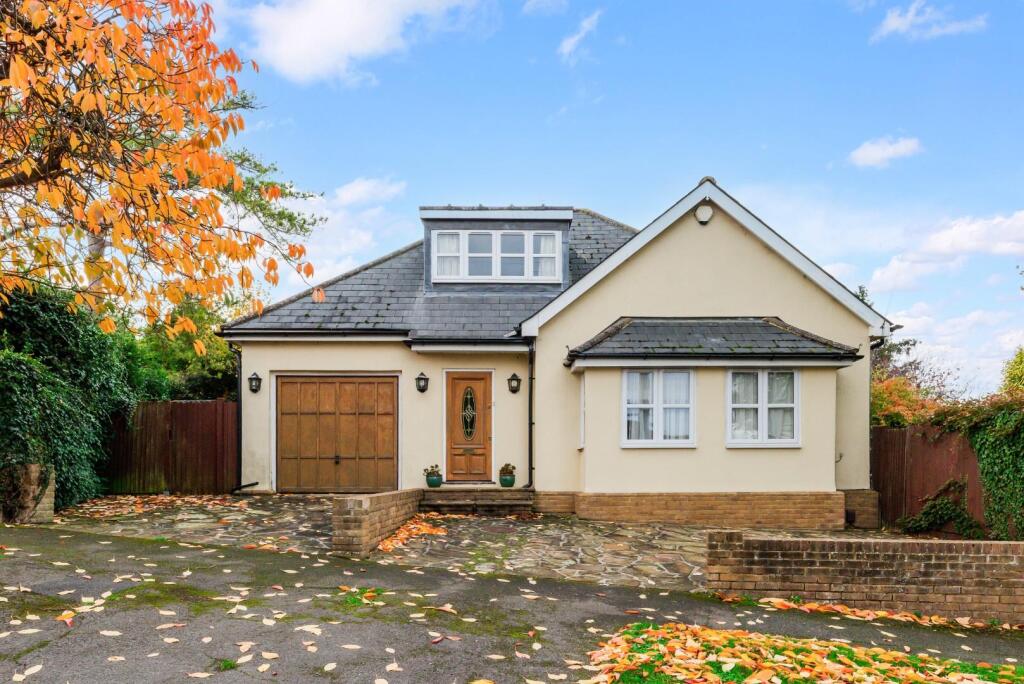 Main image of property: The Oval, Banstead