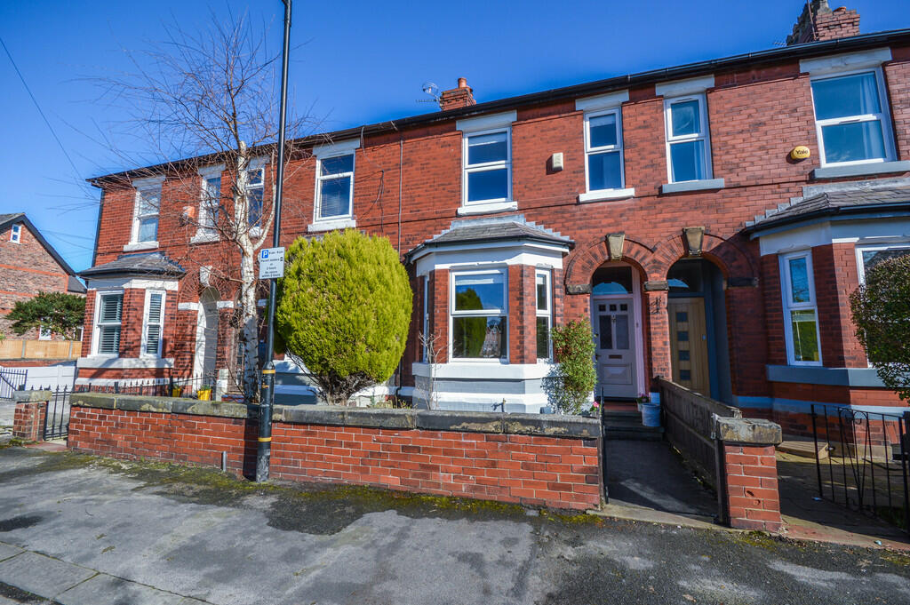 3 bedroom terraced house for sale in Princes Road, Altrincham, WA14