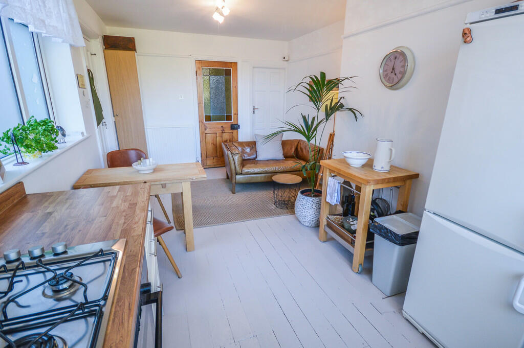 2 bedroom terraced house for sale in Moss Lane, Timperley, Altrincham, WA15