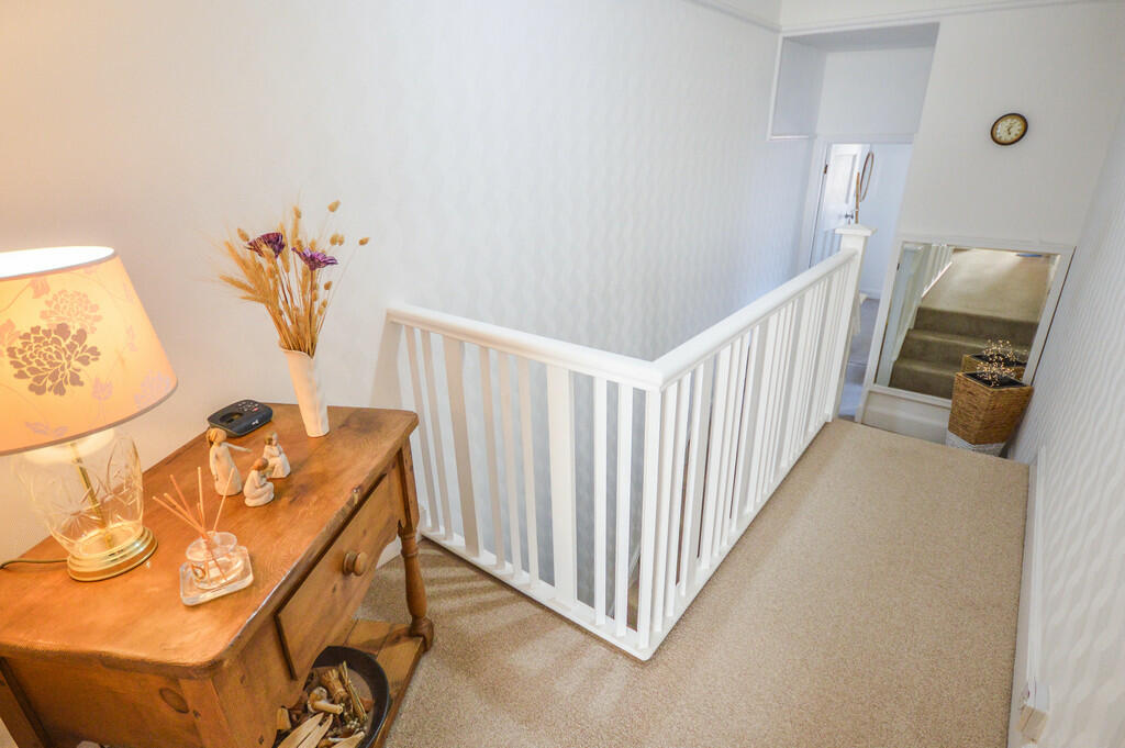 2 bedroom terraced house for sale in Moss Lane, Timperley, Altrincham, WA15