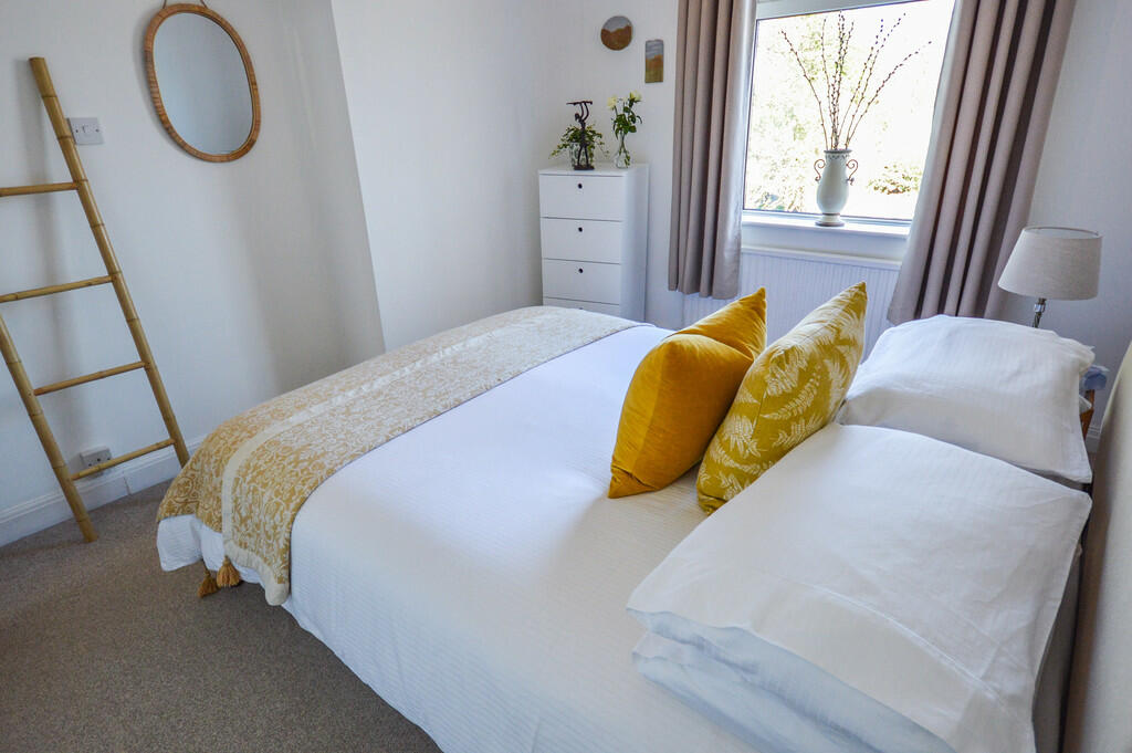 2 bedroom terraced house for sale in Moss Lane, Timperley, Altrincham, WA15